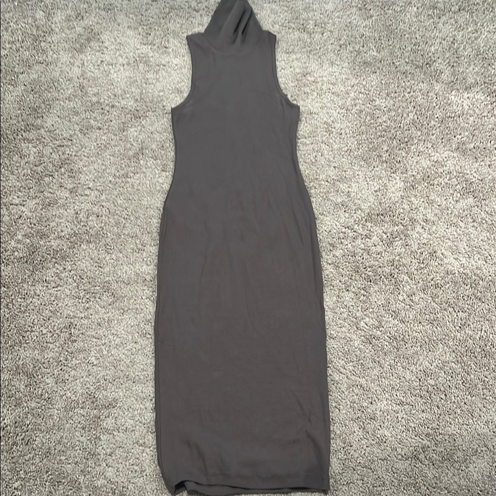 Zara Gray Ribbed Mock Neck Sheath Dress